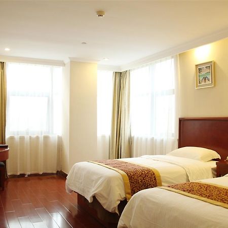 Greentree Alliance Jiangxi Nanchang Honggutan Middle Fenghuang Avenue Hotel Exteriör bild