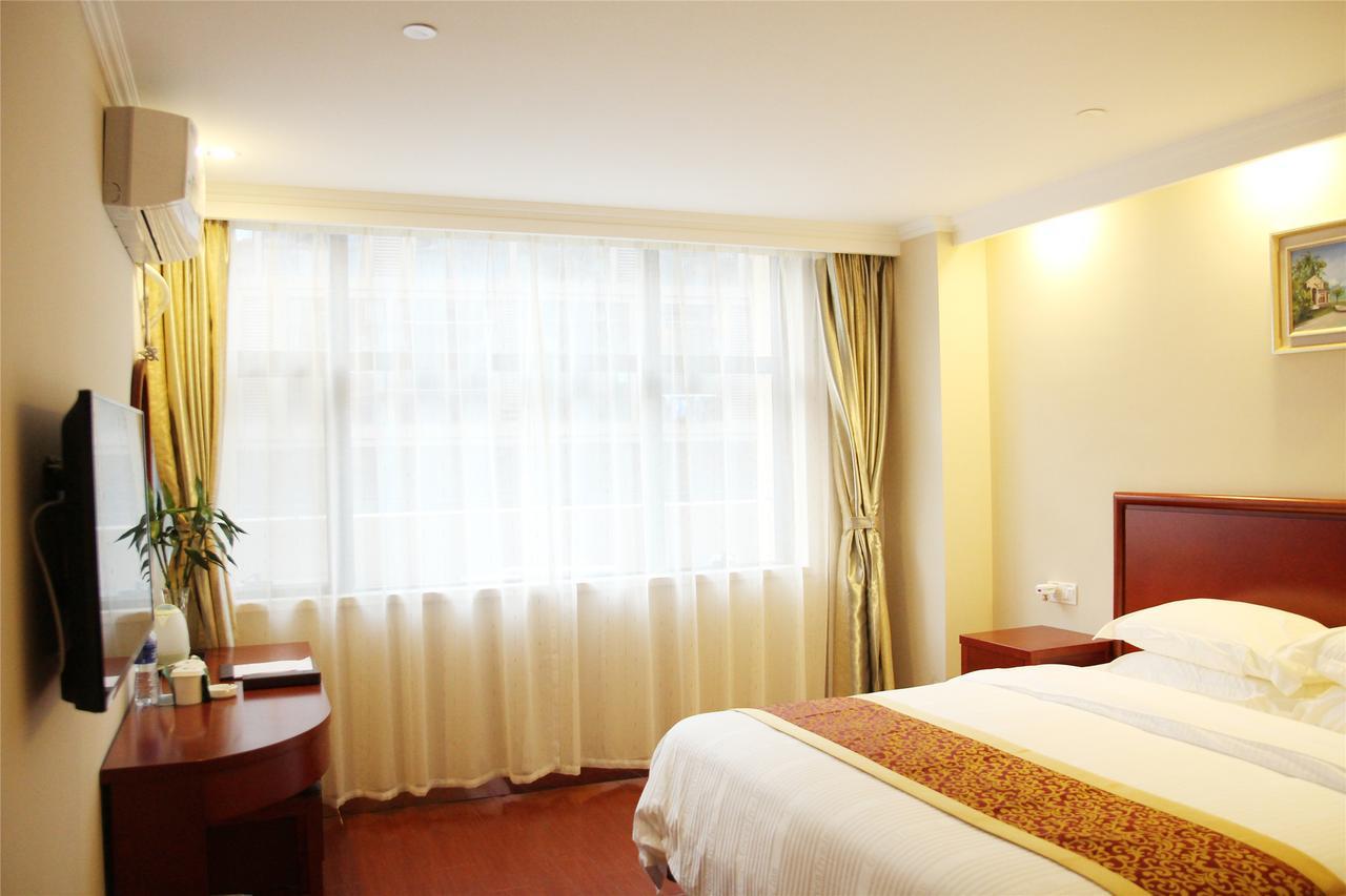 Greentree Alliance Jiangxi Nanchang Honggutan Middle Fenghuang Avenue Hotel Exteriör bild