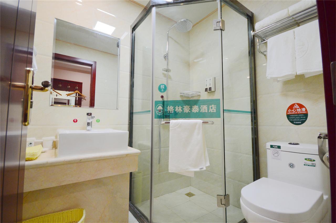 Greentree Alliance Jiangxi Nanchang Honggutan Middle Fenghuang Avenue Hotel Exteriör bild