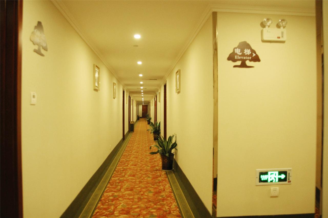 Greentree Alliance Jiangxi Nanchang Honggutan Middle Fenghuang Avenue Hotel Exteriör bild